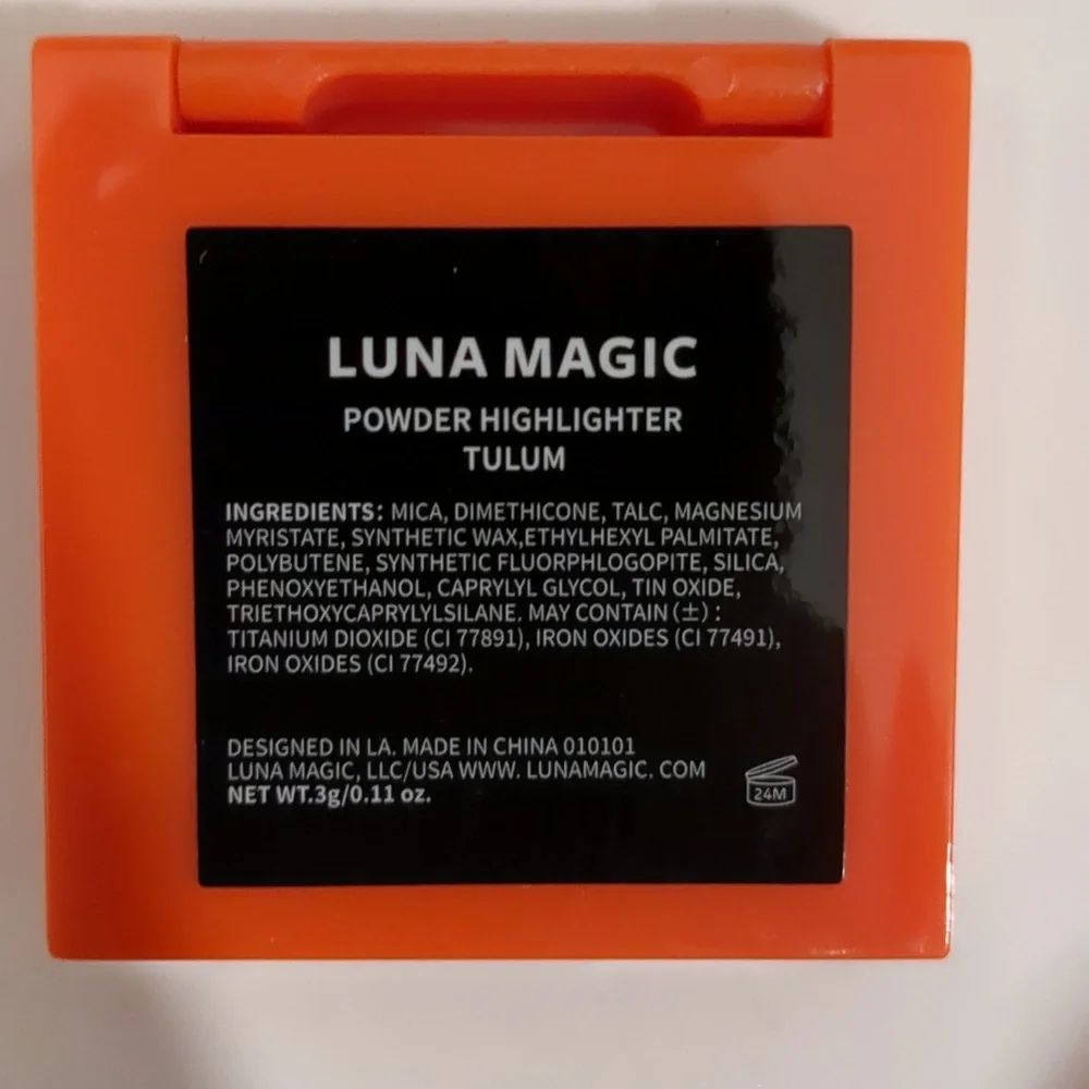 Powder Highlighter